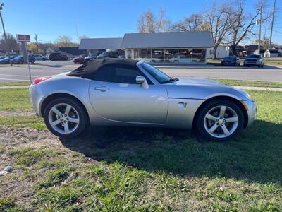 2006 Pontiac Solstice   - Photo 17 - Rushville, IN 46173