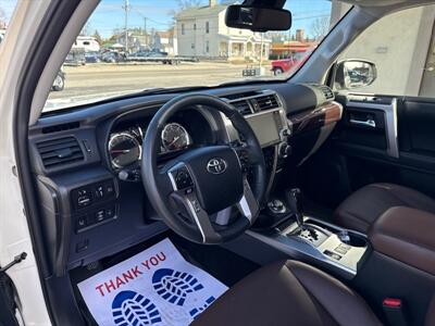 2023 Toyota 4Runner Limited   - Photo 10 - Rushville, IN 46173