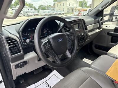 2019 Ford F-350 Super Duty XL   - Photo 9 - Rushville, IN 46173