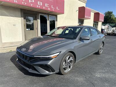2025 Hyundai ELANTRA Limited   - Photo 2 - Rushville, IN 46173
