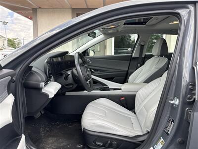 2025 Hyundai ELANTRA Limited - Photo 8 - Rushville, IN 46173