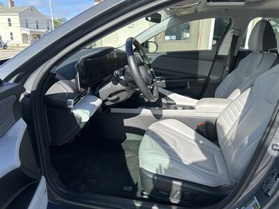 2025 Hyundai ELANTRA Limited   - Photo 8 - Rushville, IN 46173