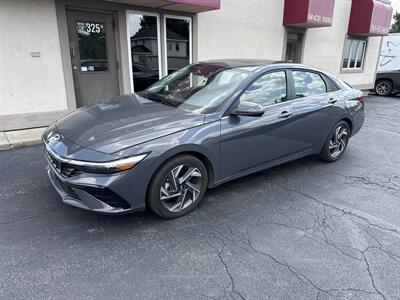 2025 Hyundai ELANTRA Limited - Photo 2 - Rushville, IN 46173
