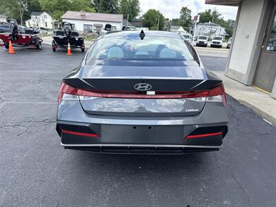 2025 Hyundai ELANTRA Limited - Photo 6 - Rushville, IN 46173