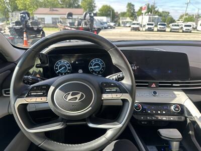 2025 Hyundai ELANTRA Limited   - Photo 12 - Rushville, IN 46173