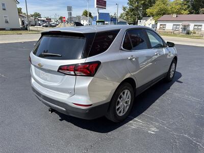 2022 Chevrolet Equinox LT   - Photo 5 - Rushville, IN 46173