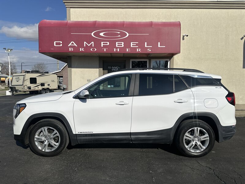 2022 GMC Terrain SLE  