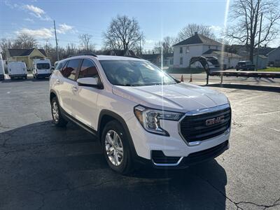 2022 GMC Terrain SLE   - Photo 4 - Rushville, IN 46173