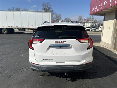 2022 GMC Terrain SLE   - Photo 6 - Rushville, IN 46173