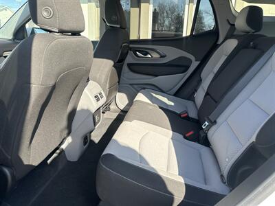 2022 GMC Terrain SLE   - Photo 10 - Rushville, IN 46173