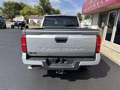2024 Toyota Tacoma SR5   - Photo 6 - Rushville, IN 46173