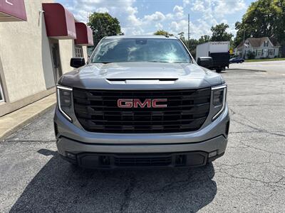 2023 GMC Sierra 1500 Elevation   - Photo 4 - Rushville, IN 46173