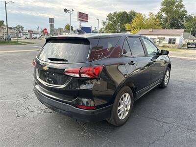 2023 Chevrolet Equinox LS   - Photo 5 - Rushville, IN 46173