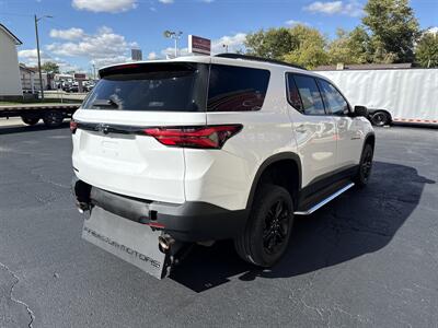 2022 Chevrolet Traverse LS   - Photo 8 - Rushville, IN 46173