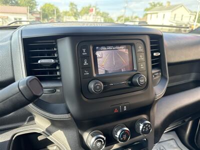 2022 RAM 3500 Tradesman - Photo 14 - Rushville, IN 46173