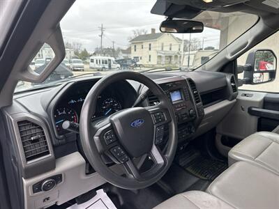 2022 Ford F-350 Super Duty XL   - Photo 9 - Rushville, IN 46173