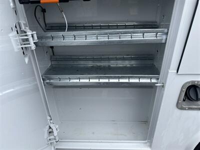 2022 Ford F-350 Super Duty XL   - Photo 11 - Rushville, IN 46173