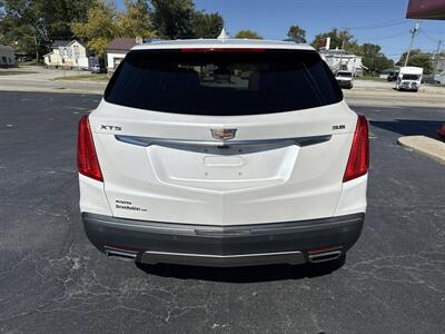 2018 Cadillac XT5 Platinum   - Photo 8 - Rushville, IN 46173