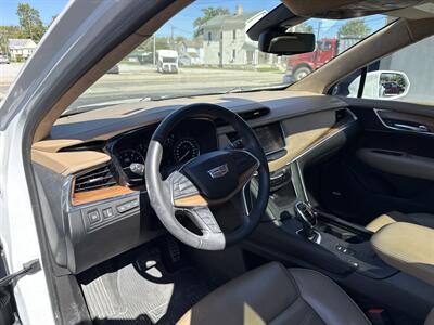 2018 Cadillac XT5 Platinum   - Photo 12 - Rushville, IN 46173