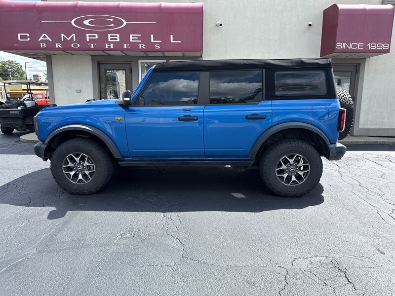 2023 Ford Bronco Badlands  