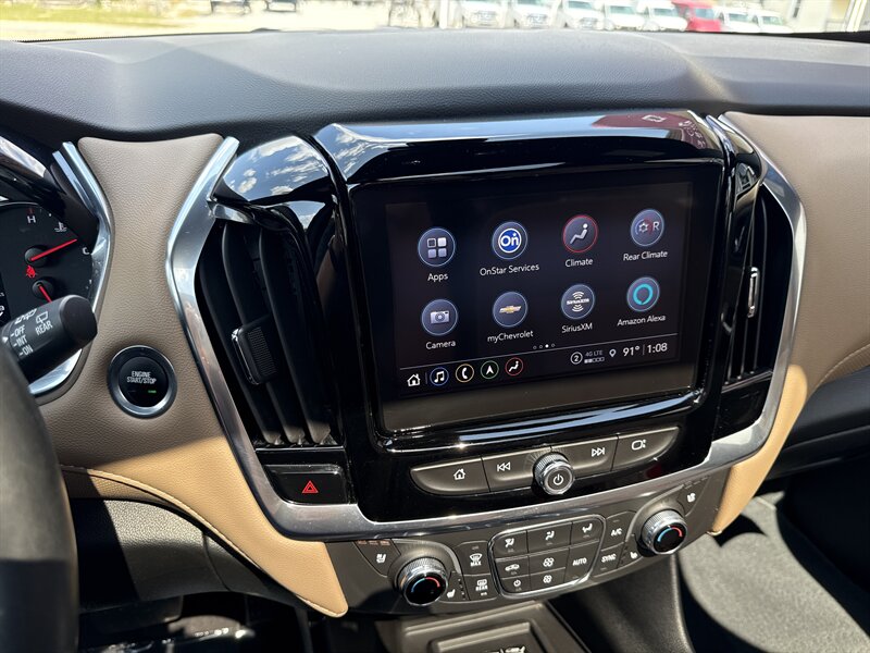 2023 Chevrolet Traverse Premier photo 7