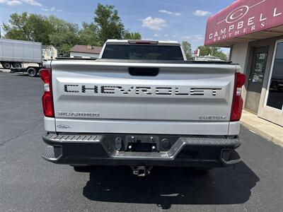 2019 Chevrolet Silverado 1500 Custom Trail Boss   - Photo 6 - Rushville, IN 46173