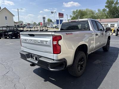 2019 Chevrolet Silverado 1500 Custom Trail Boss   - Photo 5 - Rushville, IN 46173