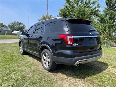 2017 Ford Explorer XLT   - Photo 8 - Rushville, IN 46173