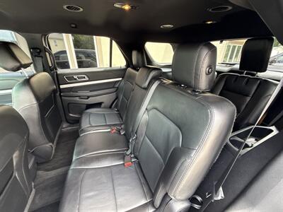 2017 Ford Explorer XLT   - Photo 12 - Rushville, IN 46173