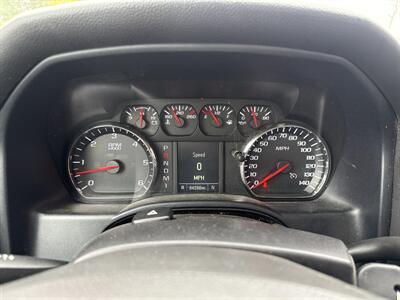 2015 Chevrolet Silverado 3500HD CC Work Truck   - Photo 12 - Rushville, IN 46173