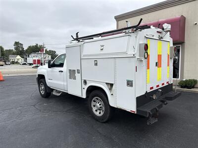 2015 Chevrolet Silverado 3500HD CC Work Truck   - Photo 6 - Rushville, IN 46173
