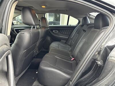 2011 Ford Taurus Limited   - Photo 10 - Rushville, IN 46173