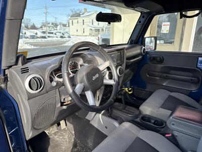 2010 Jeep Wrangler Unlimited Sahara   - Photo 9 - Rushville, IN 46173