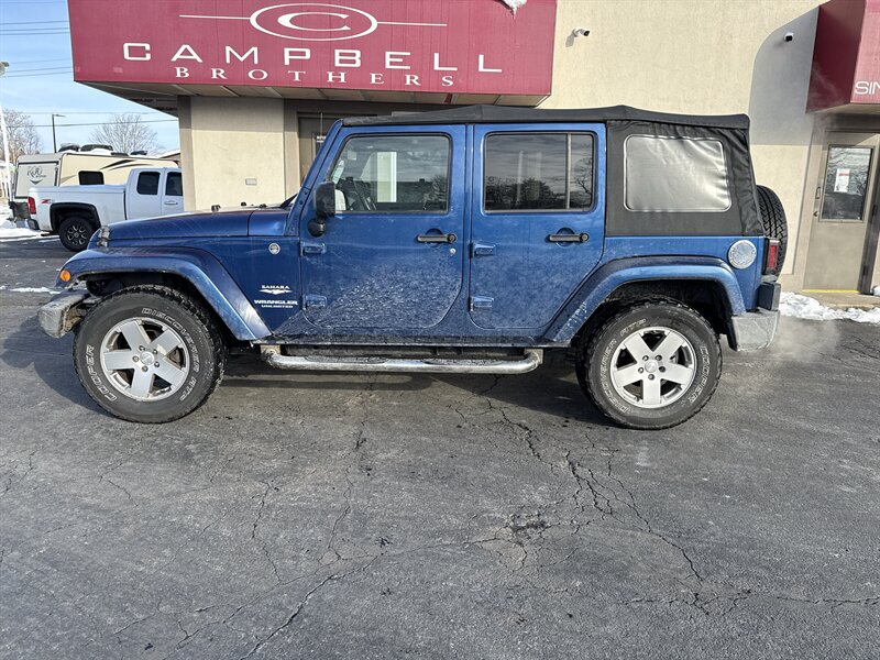 2010 Jeep Wrangler Unlimited Sahara   - Photo 1 - Rushville, IN 46173