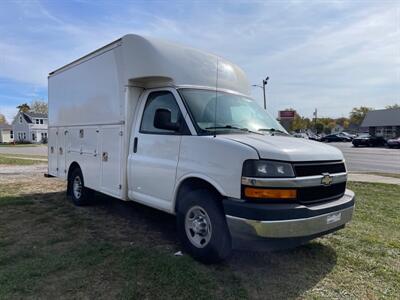 2017 Chevrolet Express 3500   - Photo 4 - Rushville, IN 46173