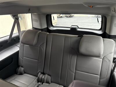 2015 Chevrolet Suburban LT   - Photo 12 - Rushville, IN 46173