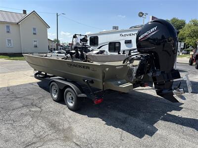 2022 Tracker Trailer   - Photo 7 - Rushville, IN 46173