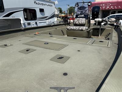2022 Tracker Trailer   - Photo 8 - Rushville, IN 46173