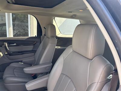 2015 GMC Acadia Denali   - Photo 11 - Rushville, IN 46173