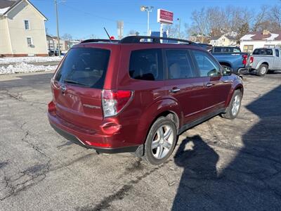 2010 Subaru Forester 2.5X Premium   - Photo 6 - Rushville, IN 46173