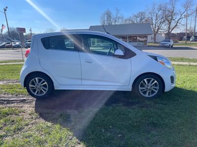 2016 Chevrolet Spark EV 2LT   - Photo 5 - Rushville, IN 46173