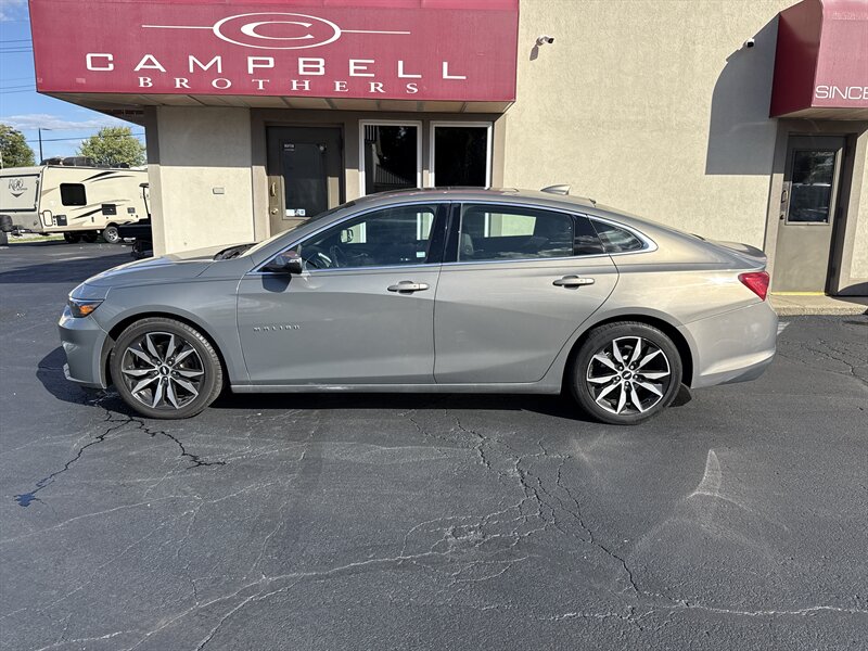 2017 Chevrolet Malibu LT  