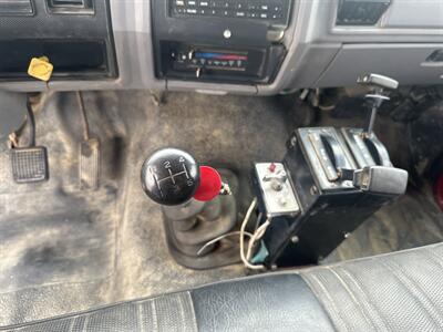 1997 Ford F750 Dump Truck   - Photo 12 - Rushville, IN 46173