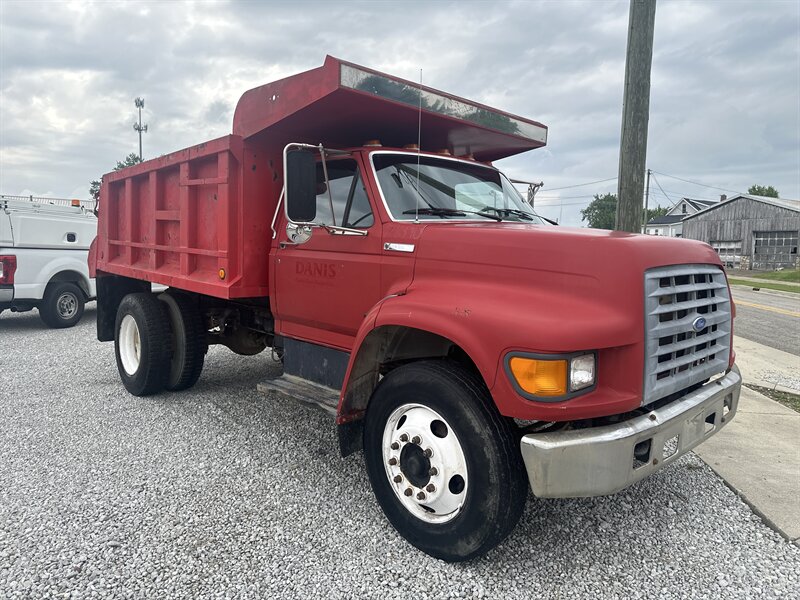 1997 Ford F750 Dump Truck - Photo 1 - Rushville, IN 46173