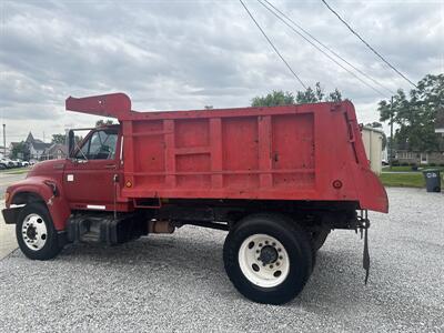 1997 Ford F750 Dump Truck   - Photo 5 - Rushville, IN 46173
