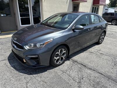 2020 Kia Forte LXS   - Photo 2 - Rushville, IN 46173