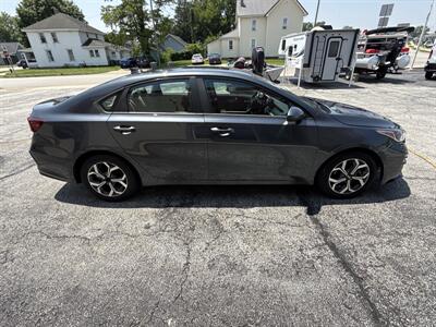 2020 Kia Forte LXS   - Photo 5 - Rushville, IN 46173