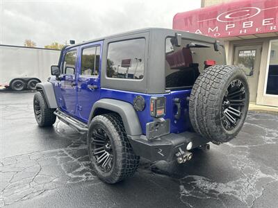 2013 Jeep Wrangler Unlimited Sahara   - Photo 8 - Rushville, IN 46173