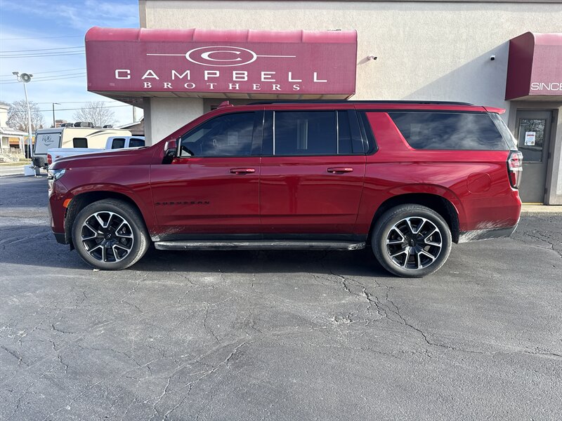 2023 Chevrolet Suburban RST   - Photo 1 - Rushville, IN 46173