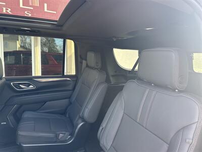2023 Chevrolet Suburban RST   - Photo 12 - Rushville, IN 46173